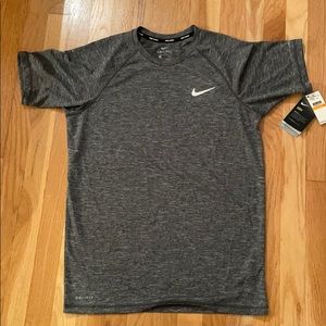NWT MENS Gray Sz Small Nike Swim Dri Fit